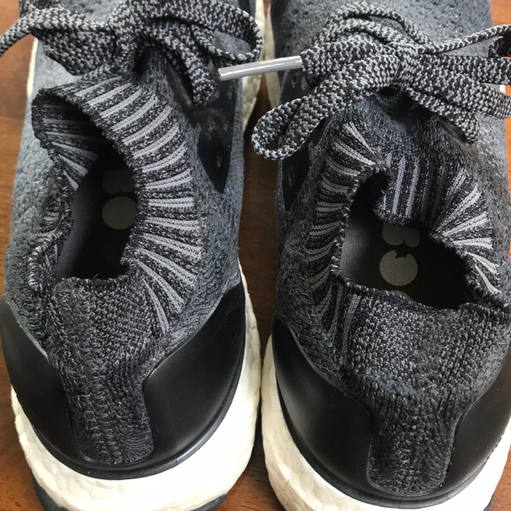 Comfy Adidas - Picture 3 of 8